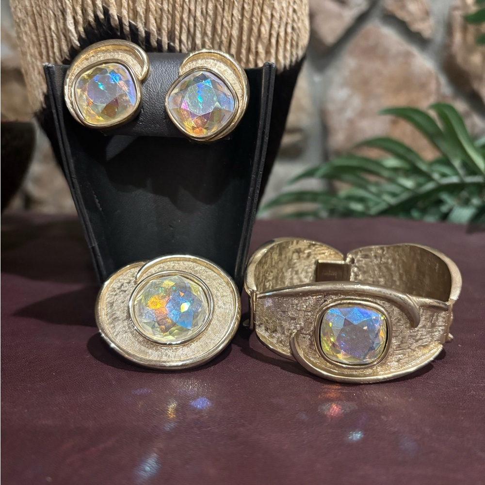 RARE 4pc set of bergere high fashion jewelry set